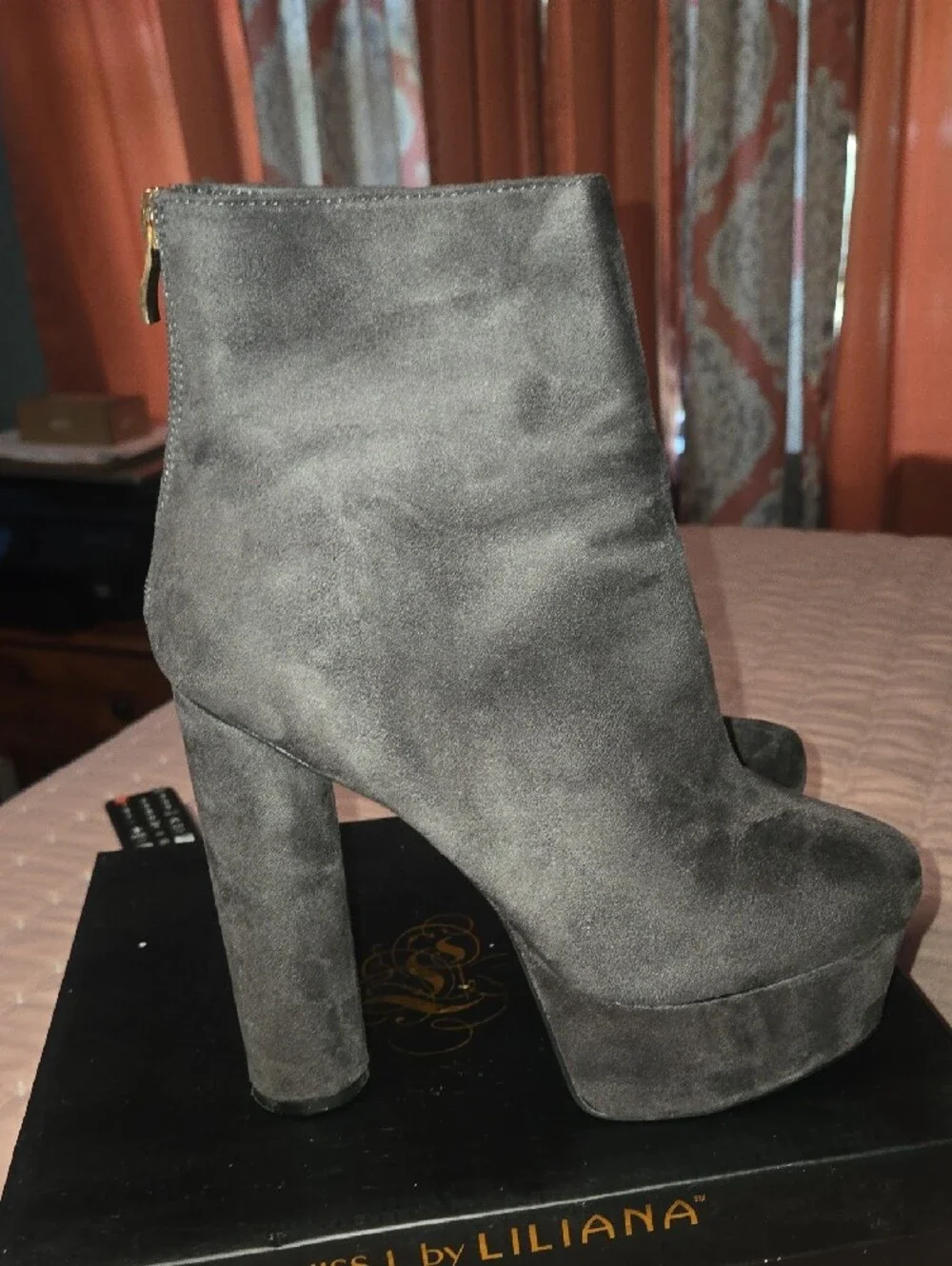 Liliana Gray Suede Platform Ankle Boots